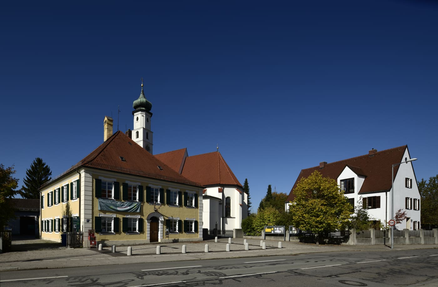 Forstenried village center