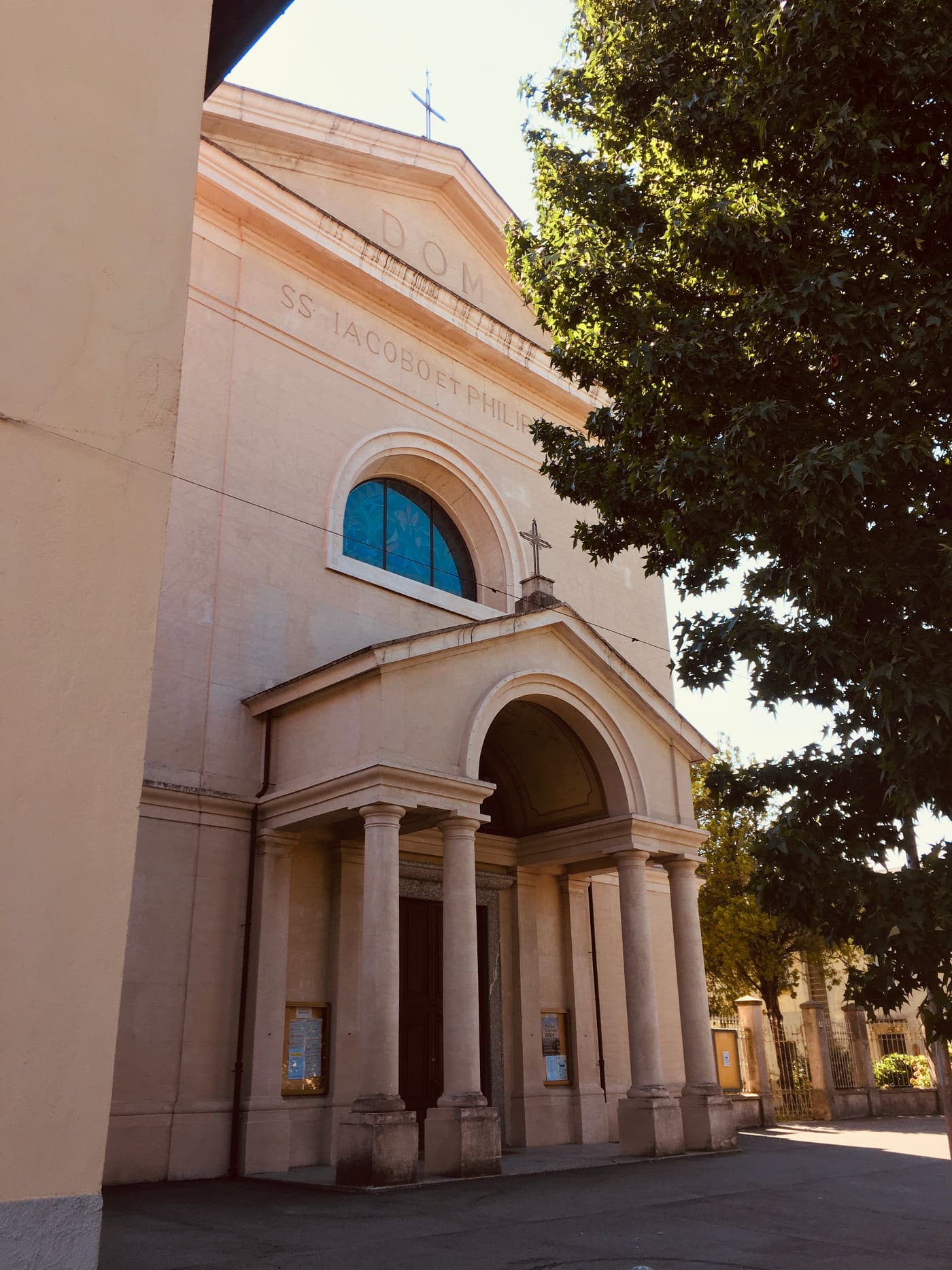 Santi Giacomo e Filippo Church